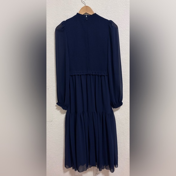 Aritzia Wilfred Rosalyn smocked midi dress - Picture 4 of 5